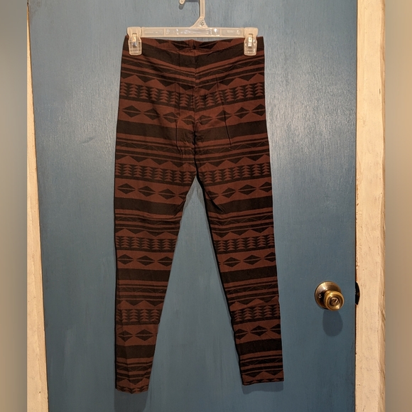 Old Navy Tribal Leggings Small - Picture 4 of 4